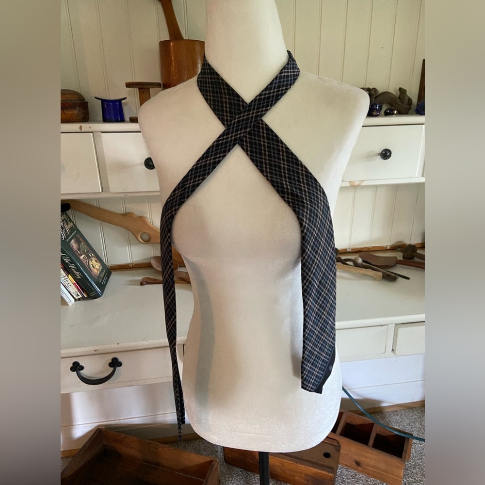 Holt Renfrew tie